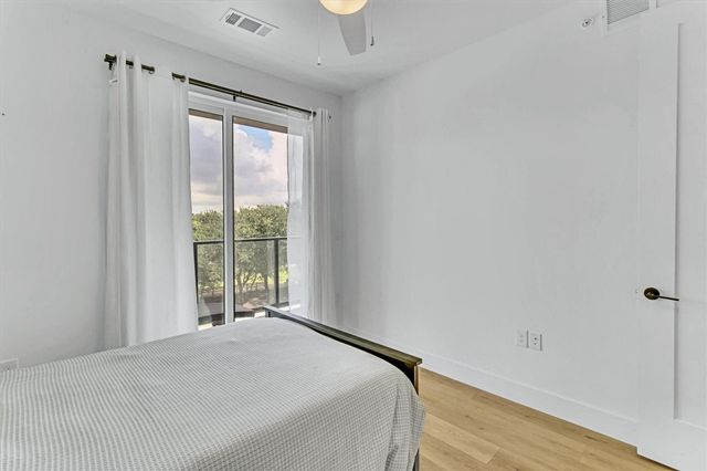 1701 Simond Ave 226, Austin, TX 78723