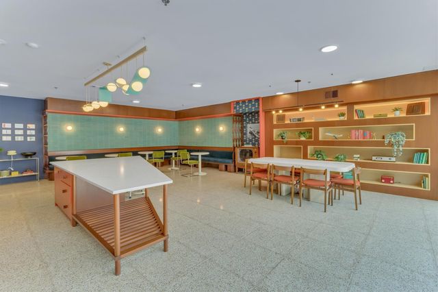 1701 Simond Ave 226, Austin, TX 78723