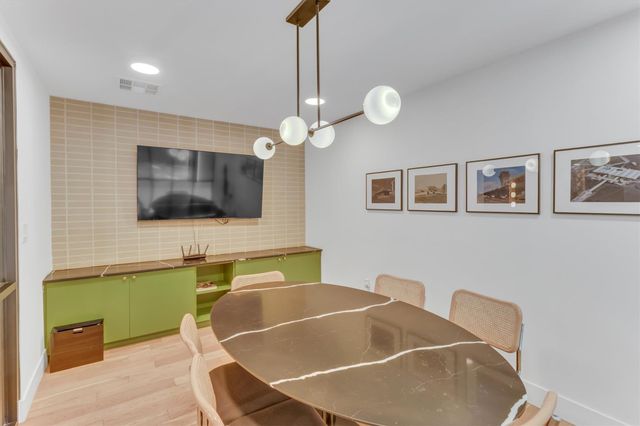 1701 Simond Ave 226, Austin, TX 78723