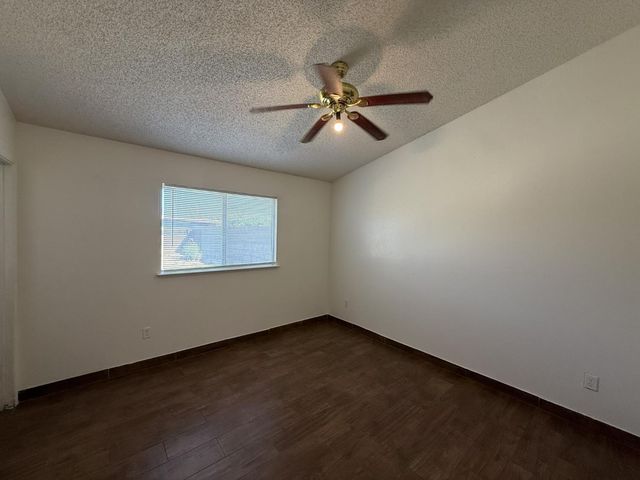 5035 E Belgravia Avenue, Fresno, CA 93725