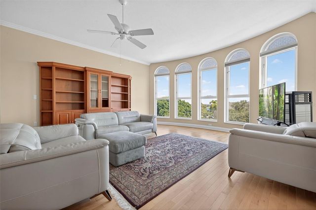 288 BEACH DRIVE NE 4B, St Petersburg, FL 33701