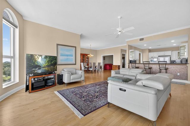 288 BEACH DRIVE NE 4B, St Petersburg, FL 33701