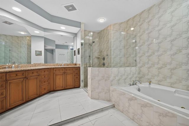 288 BEACH DRIVE NE 4B, St Petersburg, FL 33701