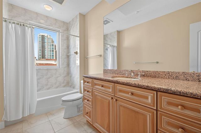 288 BEACH DRIVE NE 4B, St Petersburg, FL 33701