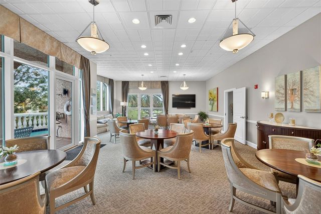 288 BEACH DRIVE NE 4B, St Petersburg, FL 33701