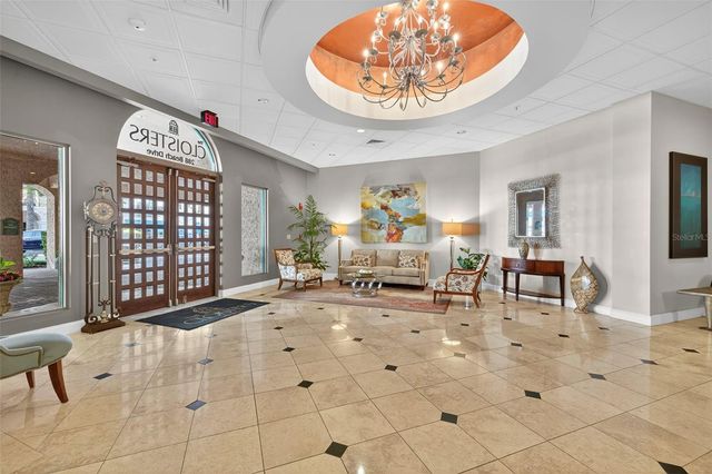 288 BEACH DRIVE NE 4B, St Petersburg, FL 33701