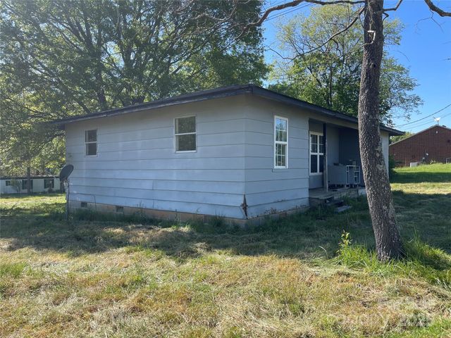 5735 Fallston Road, Lawndale, NC 28090