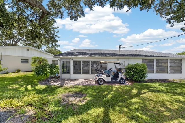 402 DORCHESTER PLACE 31, Sun City Center, FL 33573