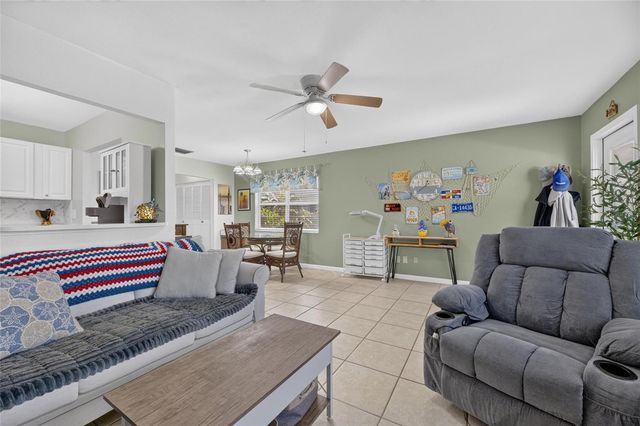 402 DORCHESTER PLACE 31, Sun City Center, FL 33573