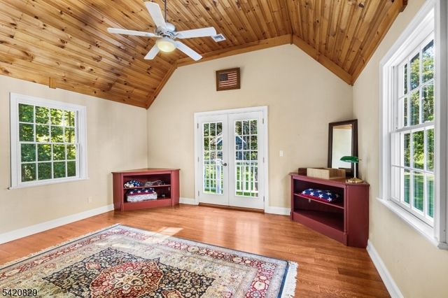 3 Laurel Ln, Chester Twp., NJ 07930