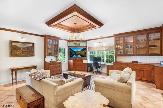 3 Laurel Ln, Chester Twp., NJ 07930