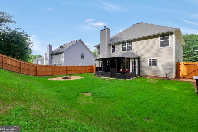 81 Saint Charles Place, Sharpsburg, GA 30277