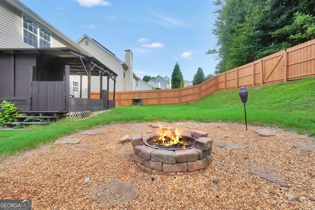 81 Saint Charles Place, Sharpsburg, GA 30277