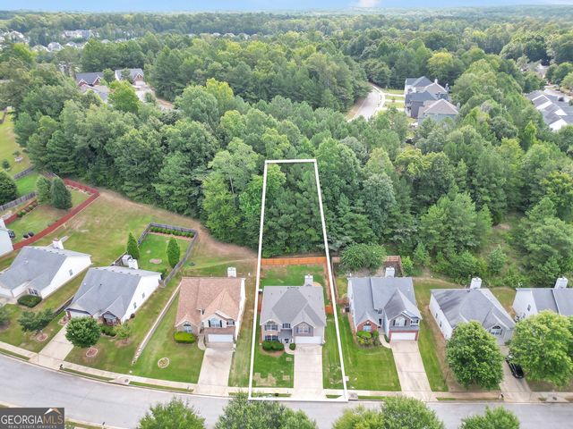 81 Saint Charles Place, Sharpsburg, GA 30277