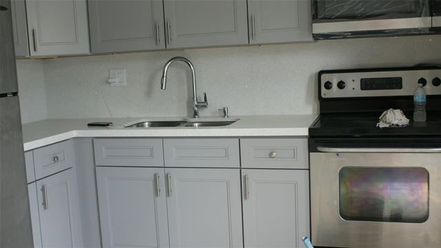 6109 SW 30th Street, Miramar, FL 33023