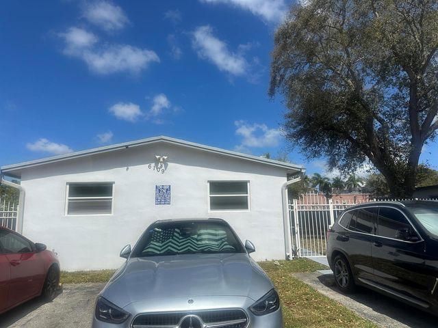 6109 SW 30th Street, Miramar, FL 33023