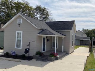 702&702-1/2 Mckinley Avenue, Huntsville, AL 35801