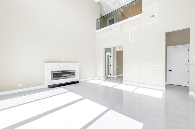 2783 67TH WAY N, St Petersburg, FL 33710
