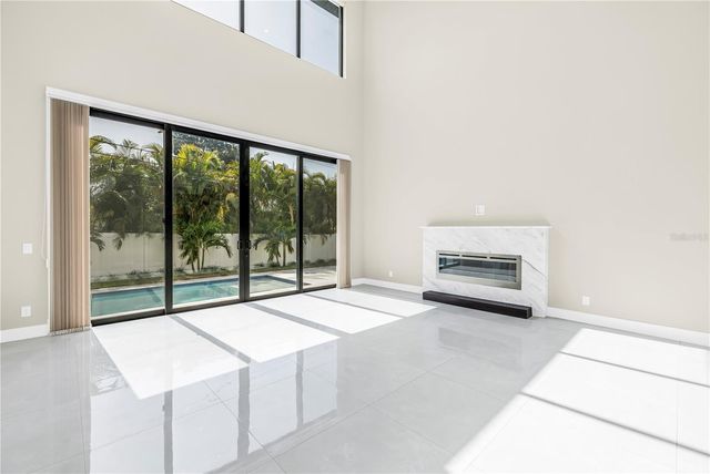 2783 67TH WAY N, St Petersburg, FL 33710