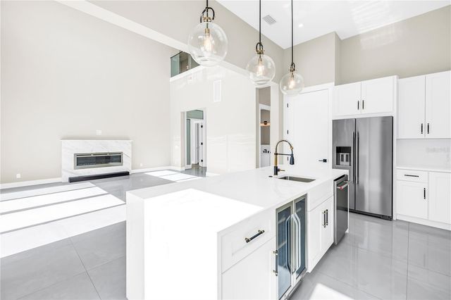 2783 67TH WAY N, St Petersburg, FL 33710