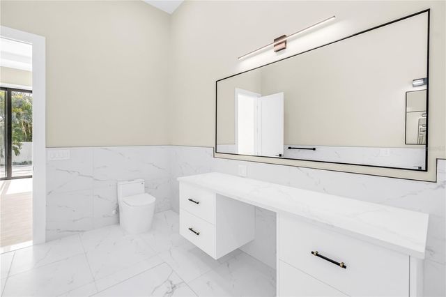 2783 67TH WAY N, St Petersburg, FL 33710