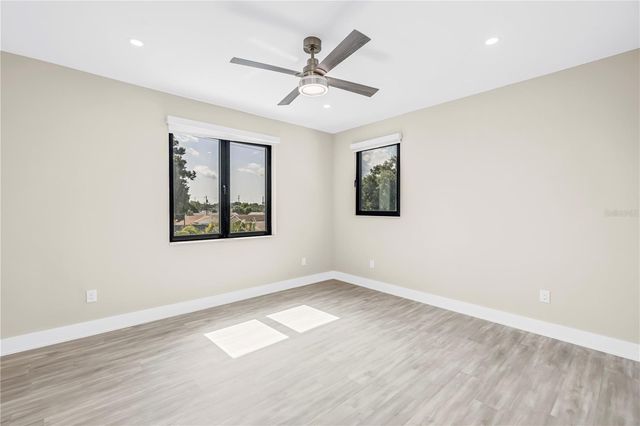 2783 67TH WAY N, St Petersburg, FL 33710