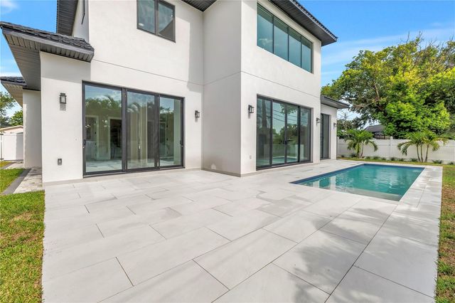 2783 67TH WAY N, St Petersburg, FL 33710