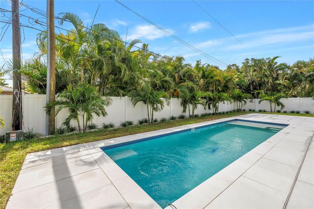 2783 67TH WAY N, St Petersburg, FL 33710
