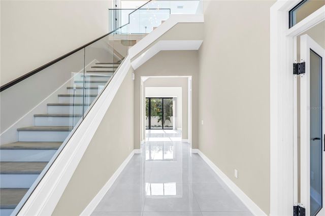 2783 67TH WAY N, St Petersburg, FL 33710