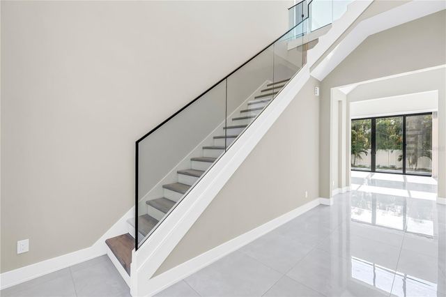 2783 67TH WAY N, St Petersburg, FL 33710