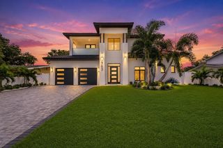 2783 67TH WAY N, St Petersburg, FL 33710