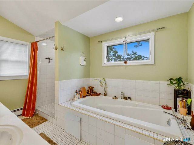 118-B Limewood Avenue, Branford, CT 06405