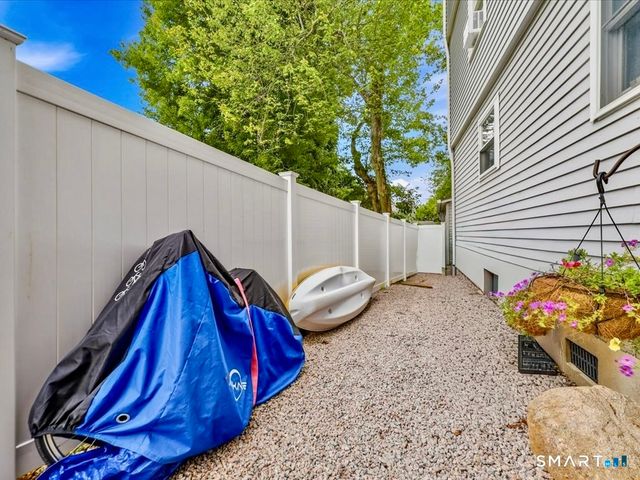 118-B Limewood Avenue, Branford, CT 06405