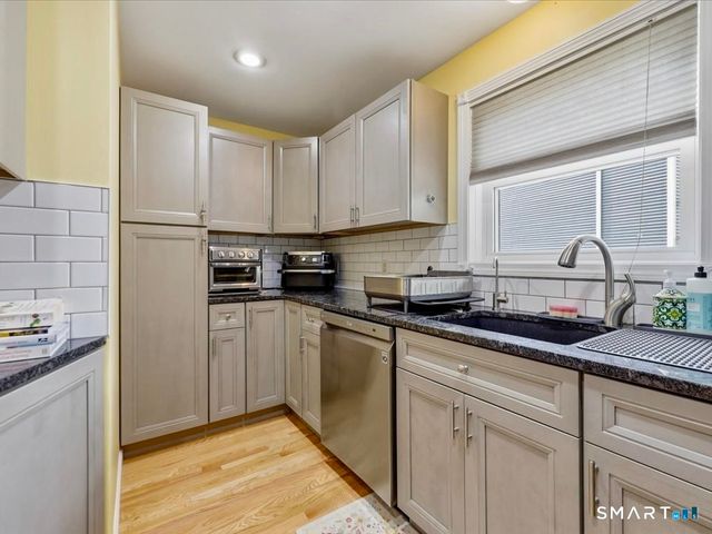 118-B Limewood Avenue, Branford, CT 06405