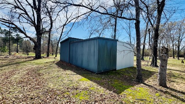 877 County Road 2010, Ivanhoe, TX 75447