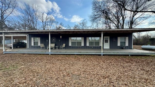 877 County Road 2010, Ivanhoe, TX 75447