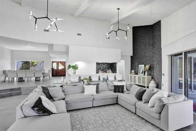 349 Jacaranda Drive, Plantation, FL 33324