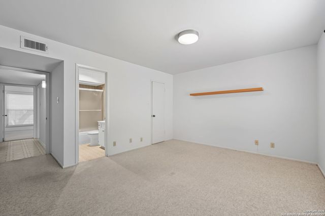 8702 Village Dr Apt 1304, San Antonio, TX 78217