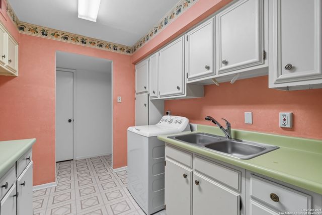 8702 Village Dr Apt 1304, San Antonio, TX 78217
