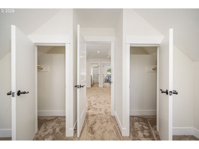 2345 PIONEER Pike, Eugene, OR 97401