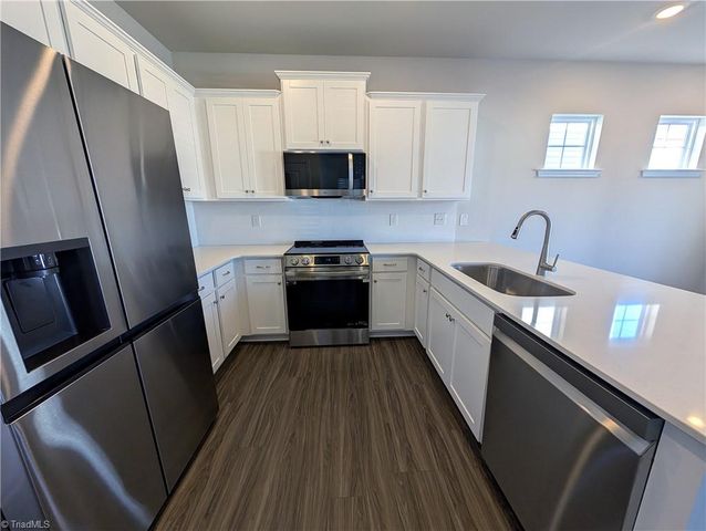 5501 Hydrangea Street, Winston-salem, NC 27104