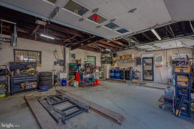 1800 BRIDGE ST, Philadelphia, PA 19124