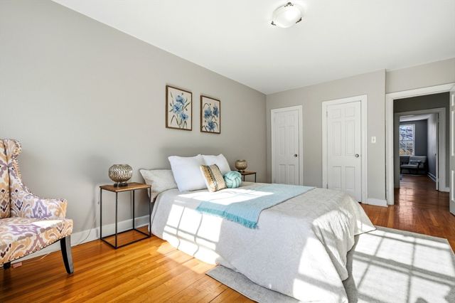 1716 Cambridge St 27, Cambridge, MA 02138