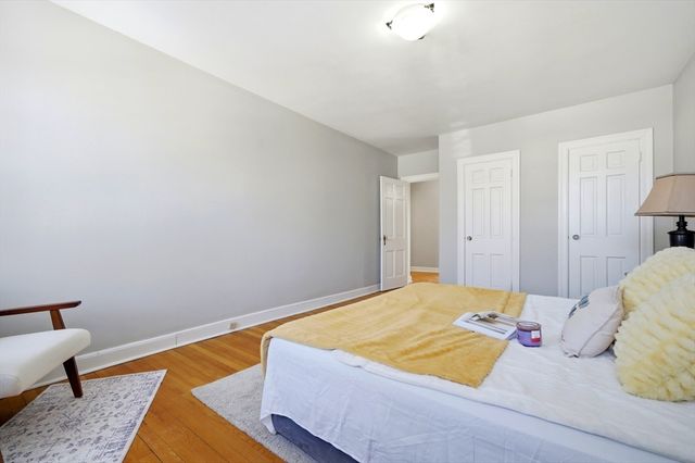 1716 Cambridge St 27, Cambridge, MA 02138