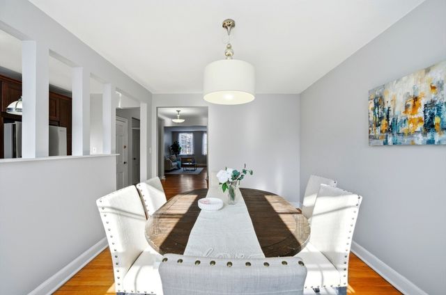 1716 Cambridge St 27, Cambridge, MA 02138