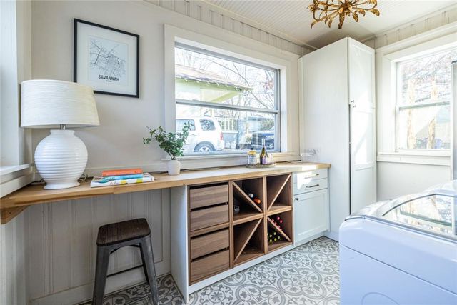 1072 Sanders SE Avenue, Atlanta, GA 30316