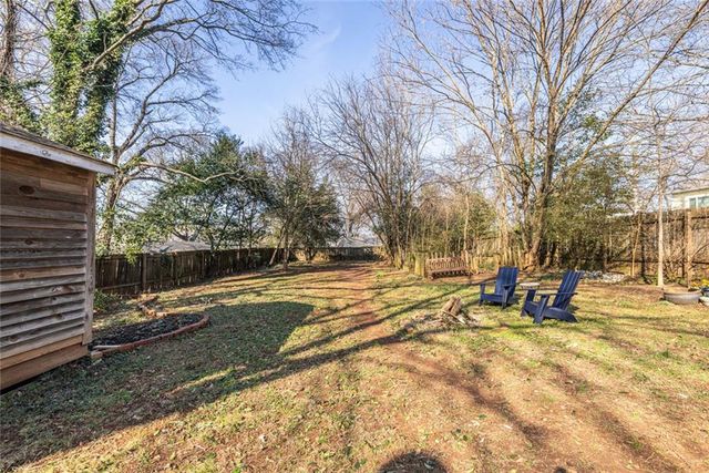 1072 Sanders SE Avenue, Atlanta, GA 30316