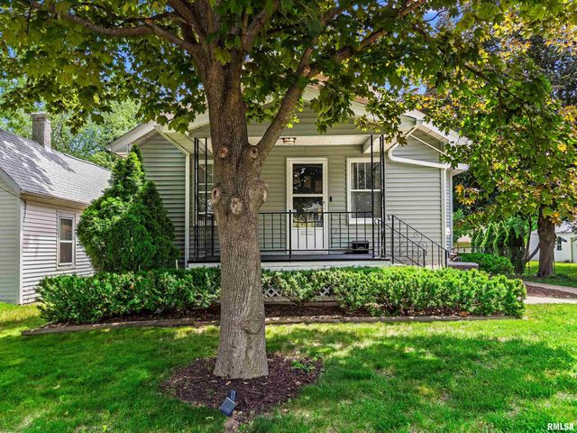 4010 N DAYTON Avenue, Peoria, IL 61614