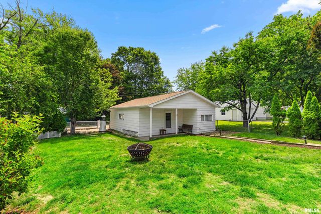4010 N DAYTON Avenue, Peoria, IL 61614