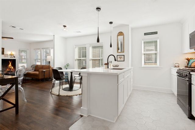 6036 Victor Street, Dallas, TX 75214